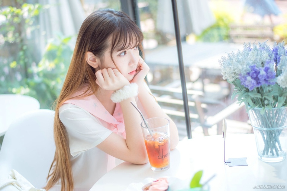 “攻！”抹了一把脸颊上渗出来的血水，吕蒙的目光瞬间变得森冷起来，没有再废话，陈到已经用他的行动告诉了吕蒙他的选择，既然找死，那边就成全你！
